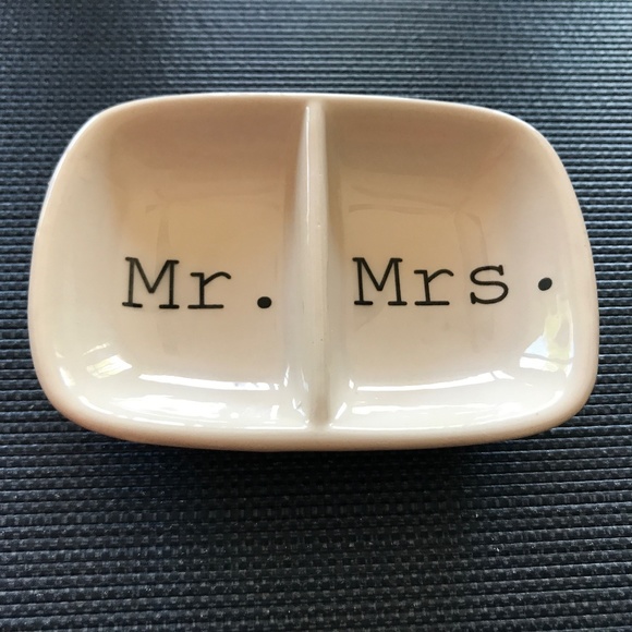 Other - ❤️💍 Mr. & Mrs. Ring Holder, Divided  Dish 4" x 3" ❤️ 🎉PERFECT FOR NEWLYWEDS 🥂